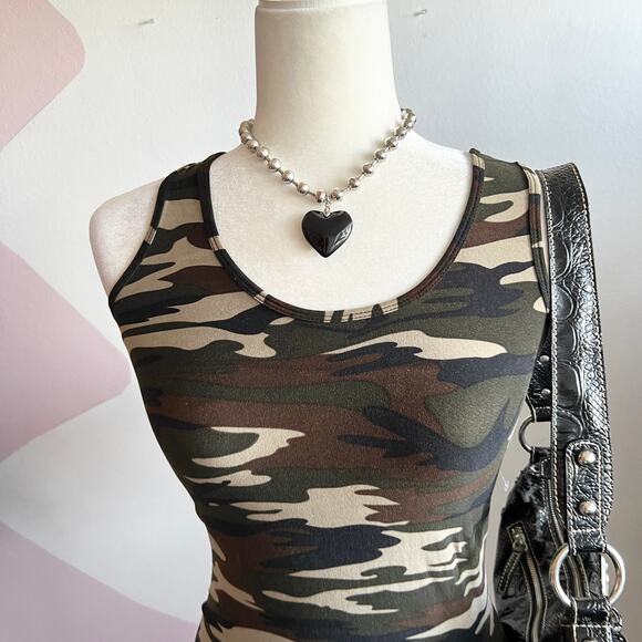 SOLD OUTT - Picture 2 of 5